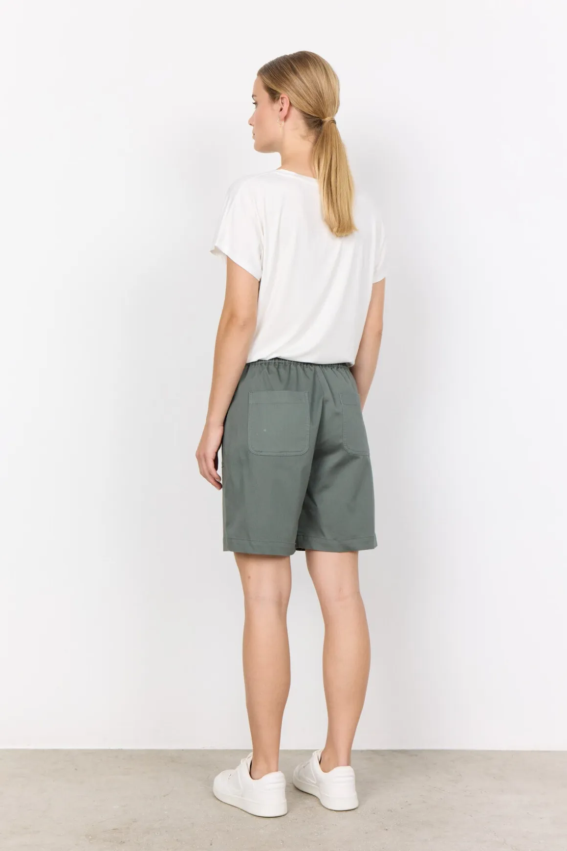 SC-AKILA 24-C Shorts Dammigt grönt