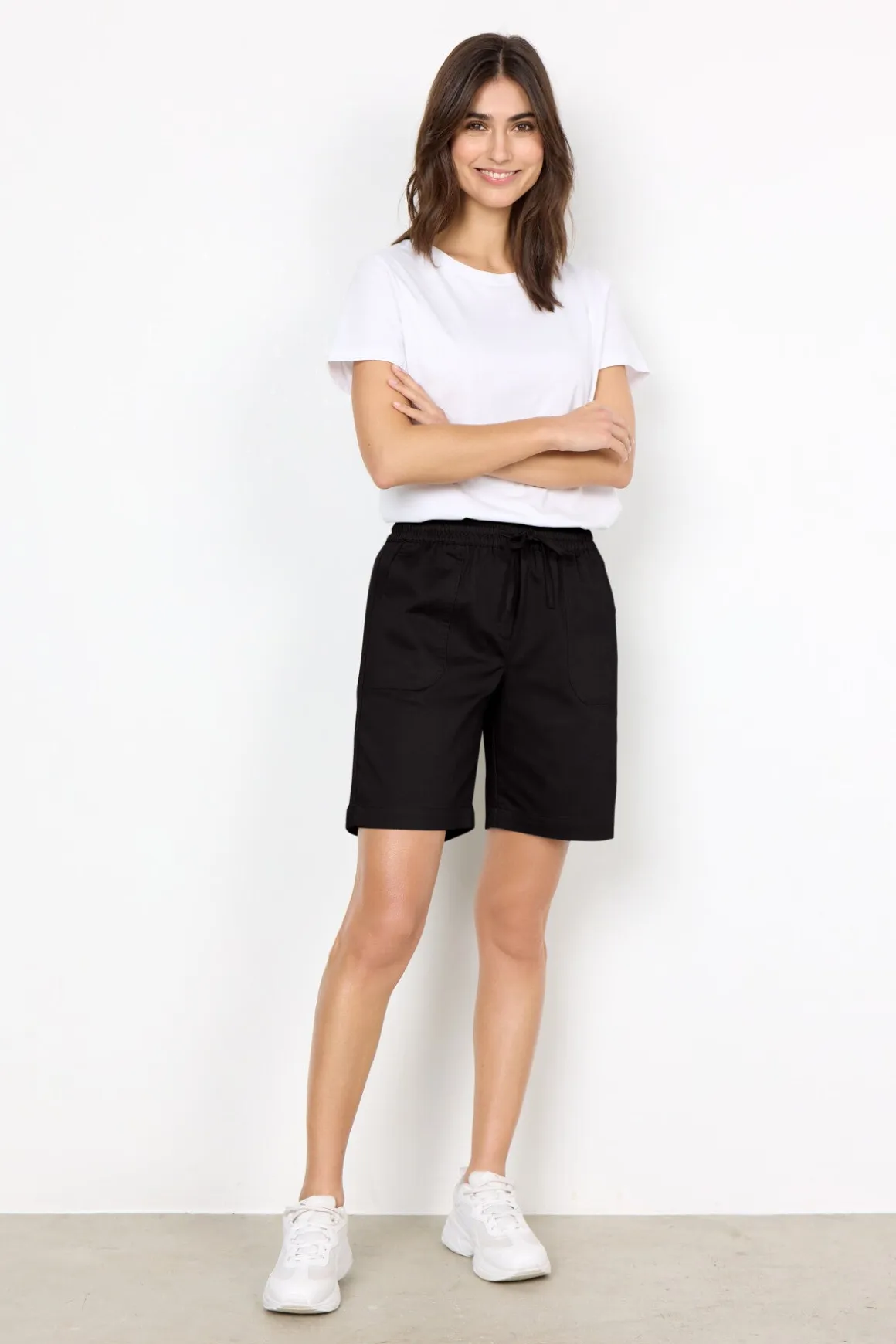 SC-AKILA 24-C Shorts Svart