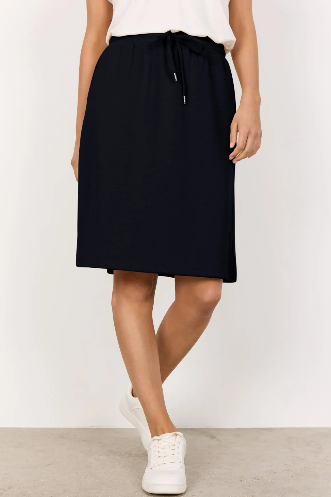SC-BANU 255 Kjol Svart