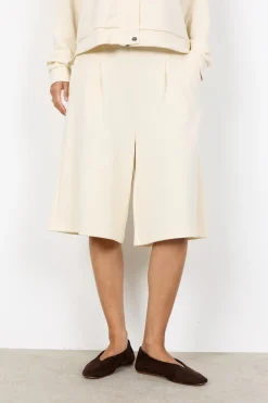 SC-BANU 311 Shorts Cream